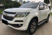 Chevrolet Trailblazer LTZ 2017 Diesel Putih Pakai 2018 1