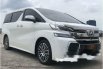 DKI Jakarta, Toyota Vellfire ZG 2016 kondisi terawat 10