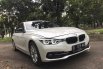 BMW 3 Series 320i 2016 Sedan 6