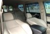 Toyota Land Cruiser Prado TX Limited 2.7 Automatic 2010 Hitam 7