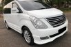 Hyundai H-1 XG BENSIN 2012 Putih 2