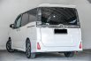 Toyota Voxy  2018 MPV 2