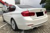 BMW 3 Series 320i Sport 2016 Putih 4