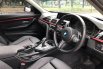 BMW 3 Series 320i Sport 2016 Putih 7