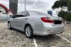 Toyota Camry 2.5 V AT 2013 Silver 4