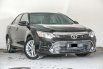 Toyota Camry 2.5 V 2016 Sedan 1