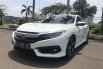 Honda Civic ES 2018 Sedan 2