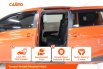 Toyota Sienta V MT 2017 Orange 7