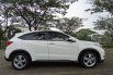 Mobil Honda HR-V 2016 E CVT dijual, Banten 1