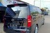 Hyundai H-1 XG 2016 A/T Diesel Termurah di Bogor 6