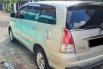 Mobil Toyota Kijang Innova 2010 G dijual, Jawa Timur 4