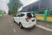 Mobil Daihatsu Sigra 2017 R dijual, Jawa Tengah 8