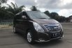 Hyundai H-1 Royale 2015 Coklat 3