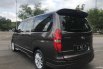 Hyundai H-1 Royale 2015 Coklat 4