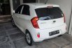 Mobil Kia Picanto 2012 terbaik di Jawa Tengah 13