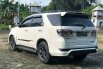 Toyota Fortuner 2015 Putih 4