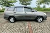 Jual Toyota Kijang Innova E 2010 harga murah di Banten 4