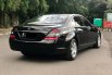 Mercedes-Benz S-Class 2007 Hitam 4