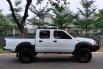 Jual mobil Nissan Frontier NP300 2010 bekas, DKI Jakarta 17