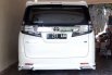 Jawa Tengah, Toyota Vellfire G 2016 kondisi terawat 6