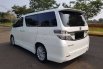 DKI Jakarta, Toyota Vellfire ZG 2013 kondisi terawat 9