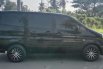 Banten, Nissan Serena 2010 kondisi terawat 6