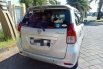 Jawa Timur, jual mobil Daihatsu Xenia M 2015 dengan harga terjangkau 3