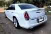Chrysler 300C PENTASTAR 3.6 At 2013 Putih 5