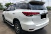 Toyota Fortuner 2.4 VRZ AT 2018 Putih 2