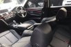 BMW 3 Series 320i Sport 2017 Hitam 9