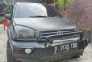 Mobil Toyota RAV4 2002 terbaik di DKI Jakarta 6