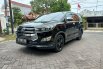 Toyota Venturer 2018 Hitam 1