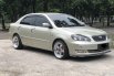 Toyota Corolla Altis E At 2004 Gold 6