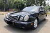 Mercedes-Benz E-Class E 320 1997 Hitam 3