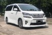 Toyota Vellfire Z Golden Eye 2013 MPV 1