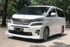 Toyota Vellfire Z Golden Eye 2013 Putih 1