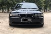 BMW 318i 2003 Biru 2