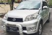 Dijual Toyota Rush Tipe S 1.5 M/T, Silver Metalik, KM 109.078, 2013, Surabaya 1