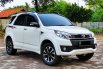 Daihatsu Terios R CUSTOM 1.5 MT 2017 DP Minim 1