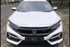 Mobil Honda Civic 2020 RS terbaik di Jawa Timur 8
