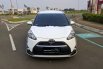 Mobil Toyota Sienta 2019 V terbaik di Banten 7
