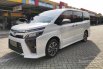 Mobil Toyota Voxy 2017 dijual, DKI Jakarta 9