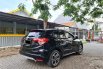 Honda HR-V E Prestige 2016 SUV hitam pajak panjang 3