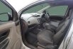 Chevrolet Spin LS MT 2015 Silver 9