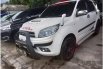 Jual Daihatsu Terios TX 2010 harga murah di Banten 1