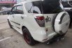 Jual Daihatsu Terios TX 2010 harga murah di Banten 3