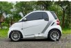 Jual cepat Smart fortwo 2010 di Jawa Timur 7