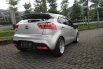 City car Lincah Kia Rio 2012 Hactback 2