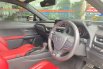 Lexus UX 200 F Sport 2019 8