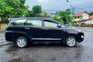 Toyota Kijang Innova Q 2017 Hitam bensin pjk panjang 5